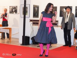 Fashion Show in der Contemplor Galerie Wien am 14. 03. 2024